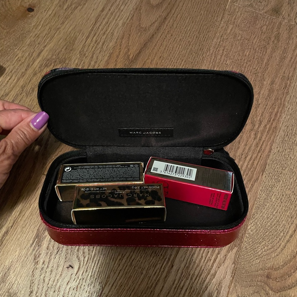 Marc Jacob make up case ONLY - Picture 3 of 3